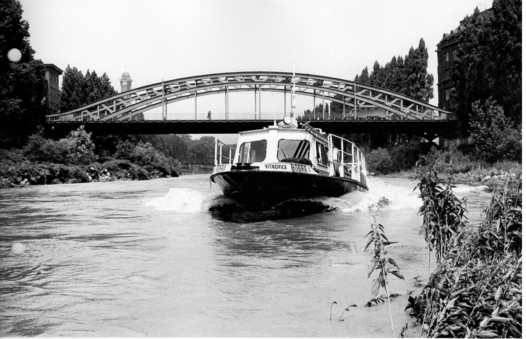 24.7.1980 - BOBRA pod Sýkorovým mostem 4